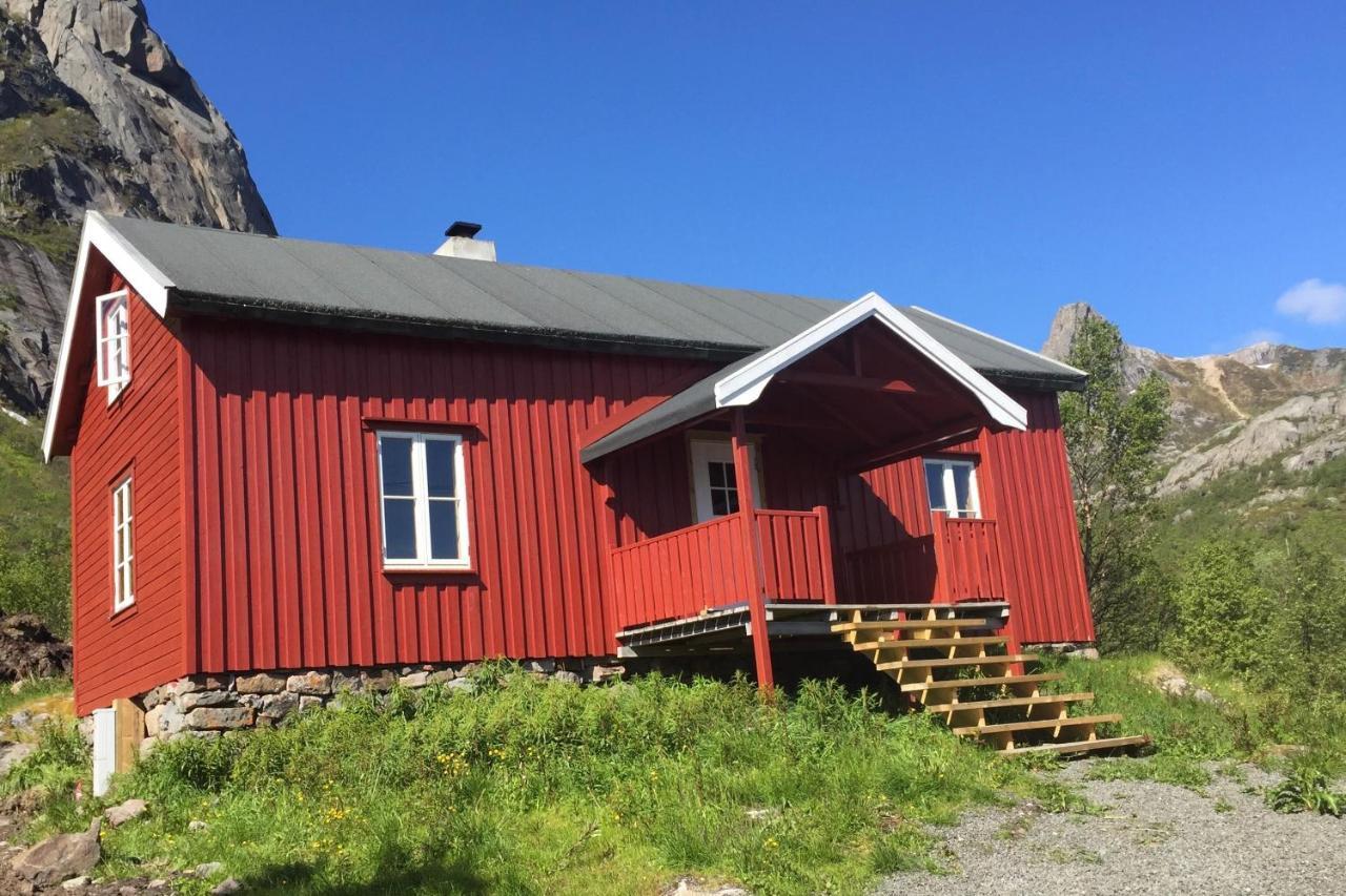 Kalle I Lofoten Kabelvåg Buitenkant foto