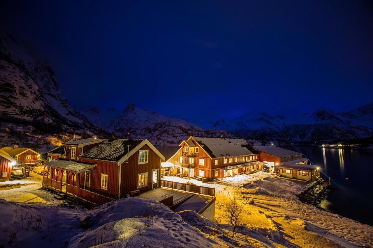 Kalle I Lofoten Kabelvåg Buitenkant foto