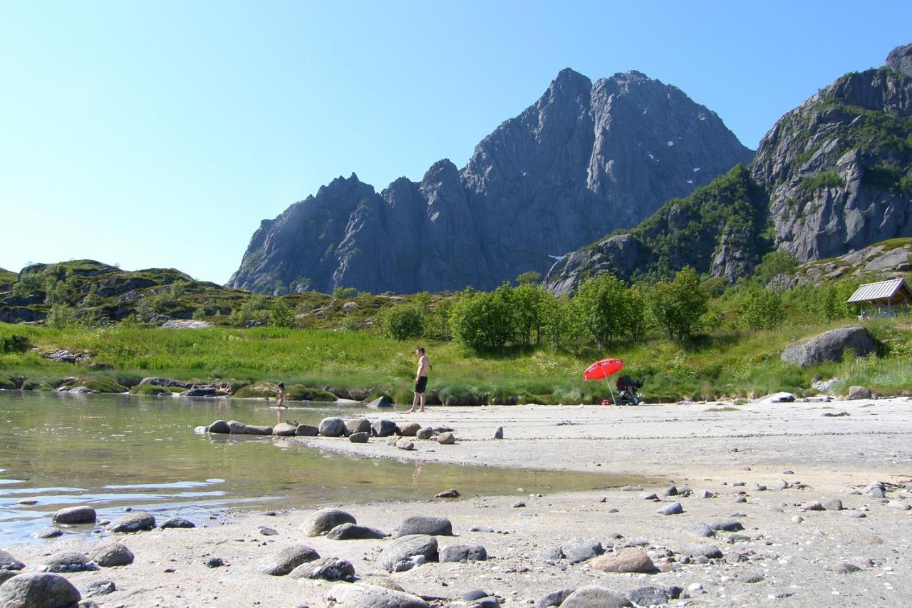 Kalle I Lofoten Kabelvåg Buitenkant foto